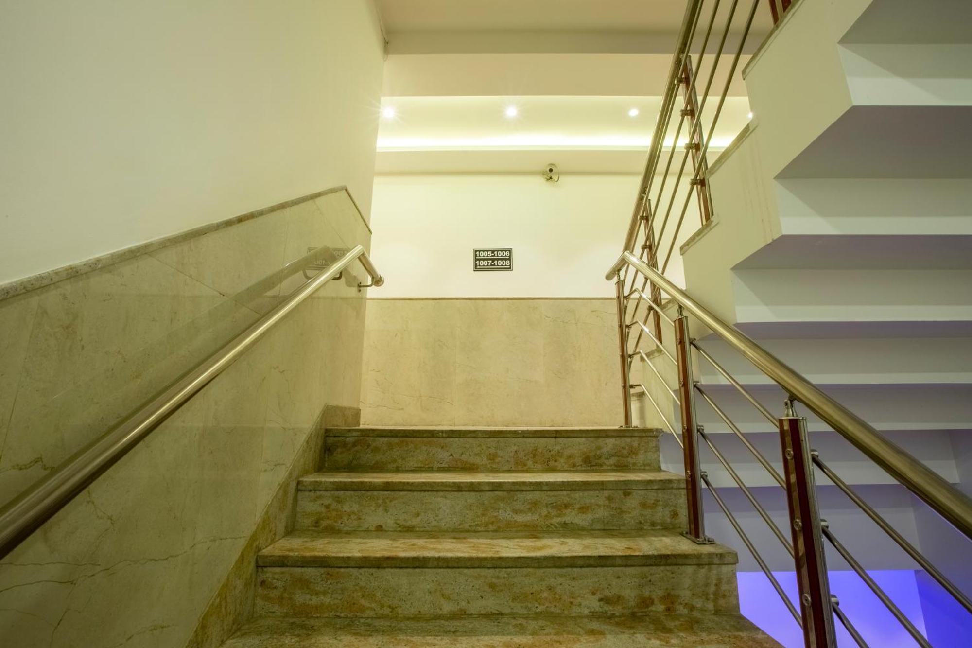 Hotel Arch Suites - Near Aerocity New Delhi Exterior photo